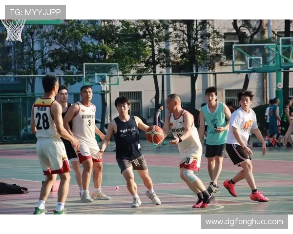 杭州篮球队个人能力提升与团队协作的深度融合探讨 杭州篮球队个人能力提升与团队协作的深度融合探讨