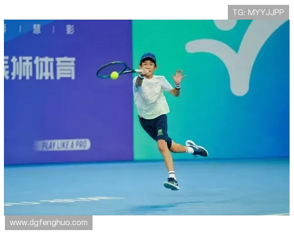 杭州网球队在世界锦标赛中的技术表现分析与点评 杭州网球队在世界锦标赛中的技术表现分析与点评