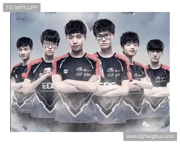 赛后分析：IG与EDG对决中的策略与实力较量探讨