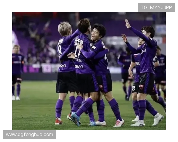 柏太阳神与大阪的激烈对决展现足球魅力与团队精神的巅峰较量