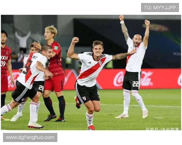 河床与巴西国际的精彩对决比分分析与赛后点评