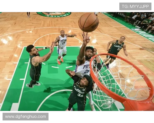 热火与凯尔特人比赛因故延迟球迷期待新赛程安排与精彩对决