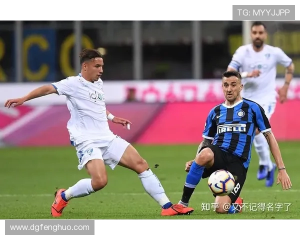 赫根与瓦尔贝利的激烈对决揭示足球战术与团队协作的精彩瞬间