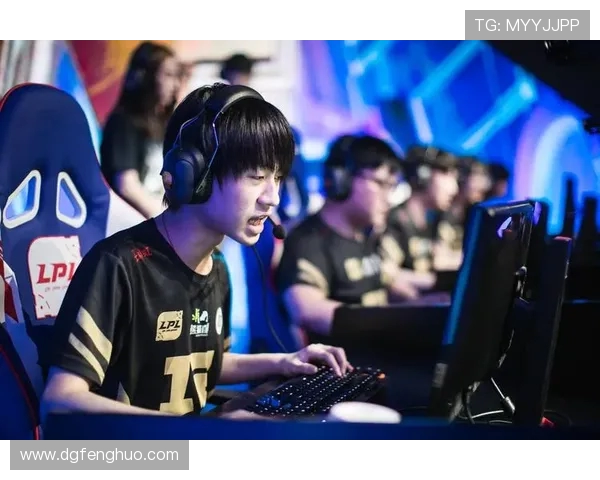 聚焦英雄联盟RNG战队个人能力的深度分析与探讨