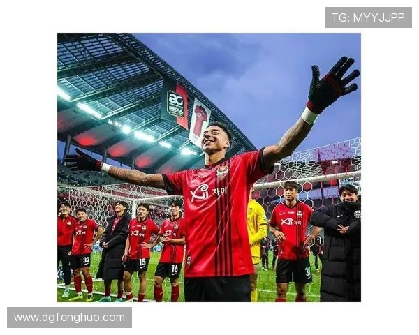 LNG职业联赛转型之路揭秘:从挑战到辉煌的蜕变历程 LNG职业联赛转型之路揭秘:从挑战到辉煌的蜕变历程