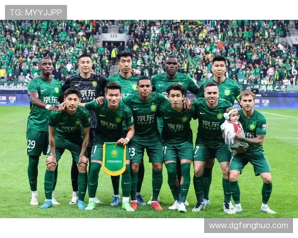 上海足球队的速度之谜:如何在赛场上实现快速突破与反击 上海足球队的速度之谜:如何在赛场上实现快速突破与反击